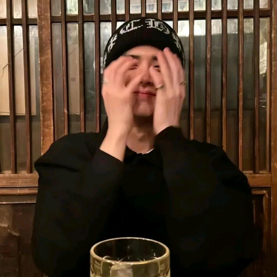 离珛.