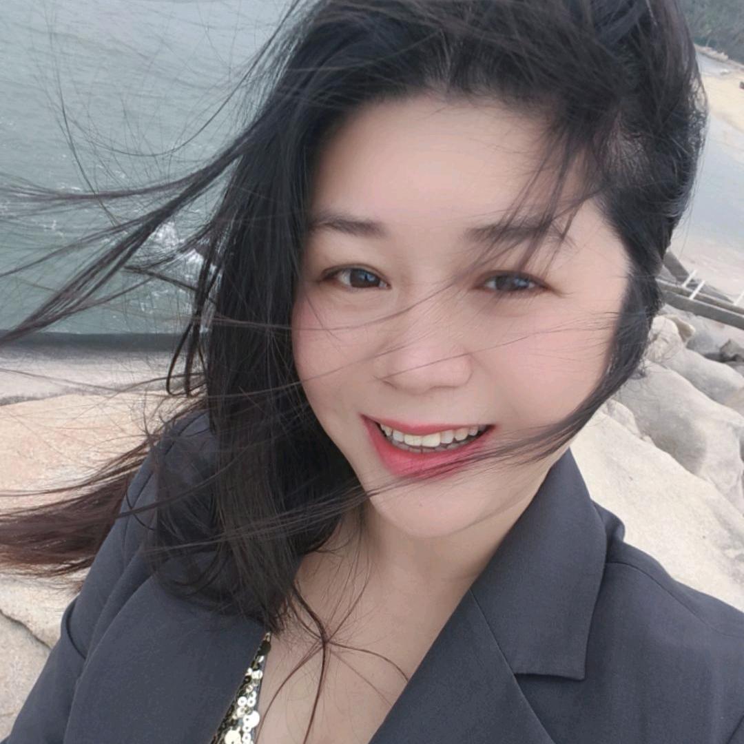 爱旅游爱钓鱼的燕姐姐