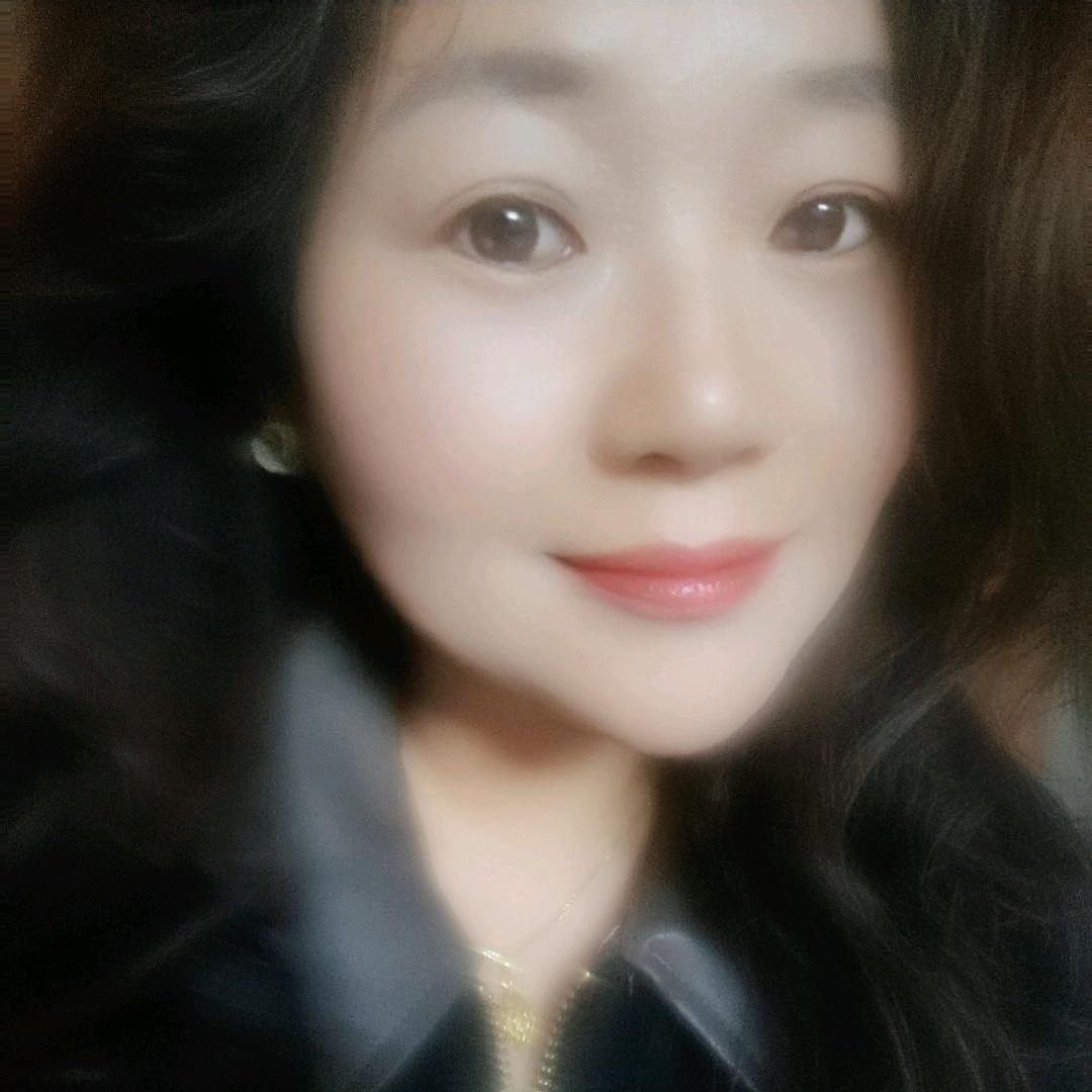 无锡阳山水蜜桃贾梅