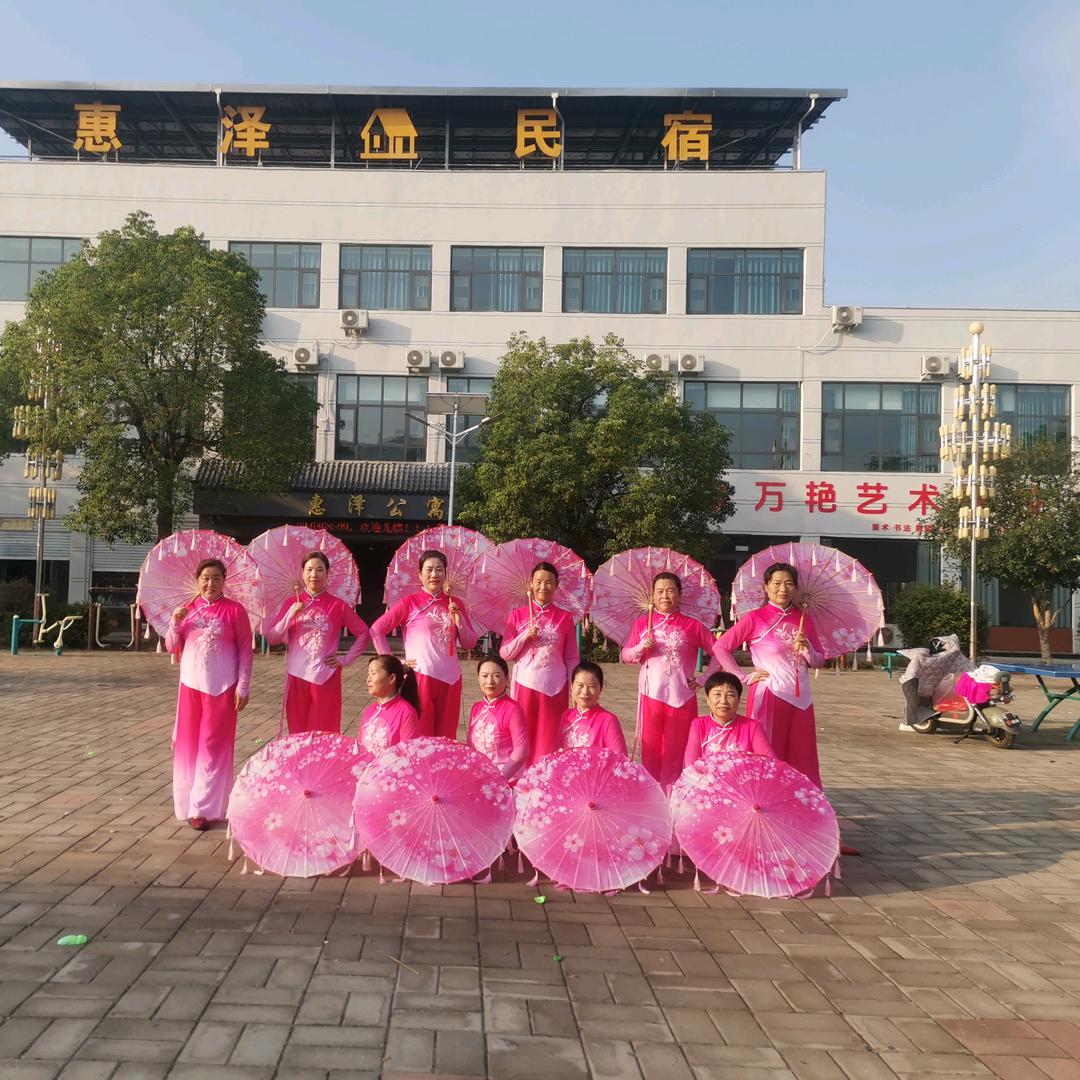 叶县凌燕鼓舞队