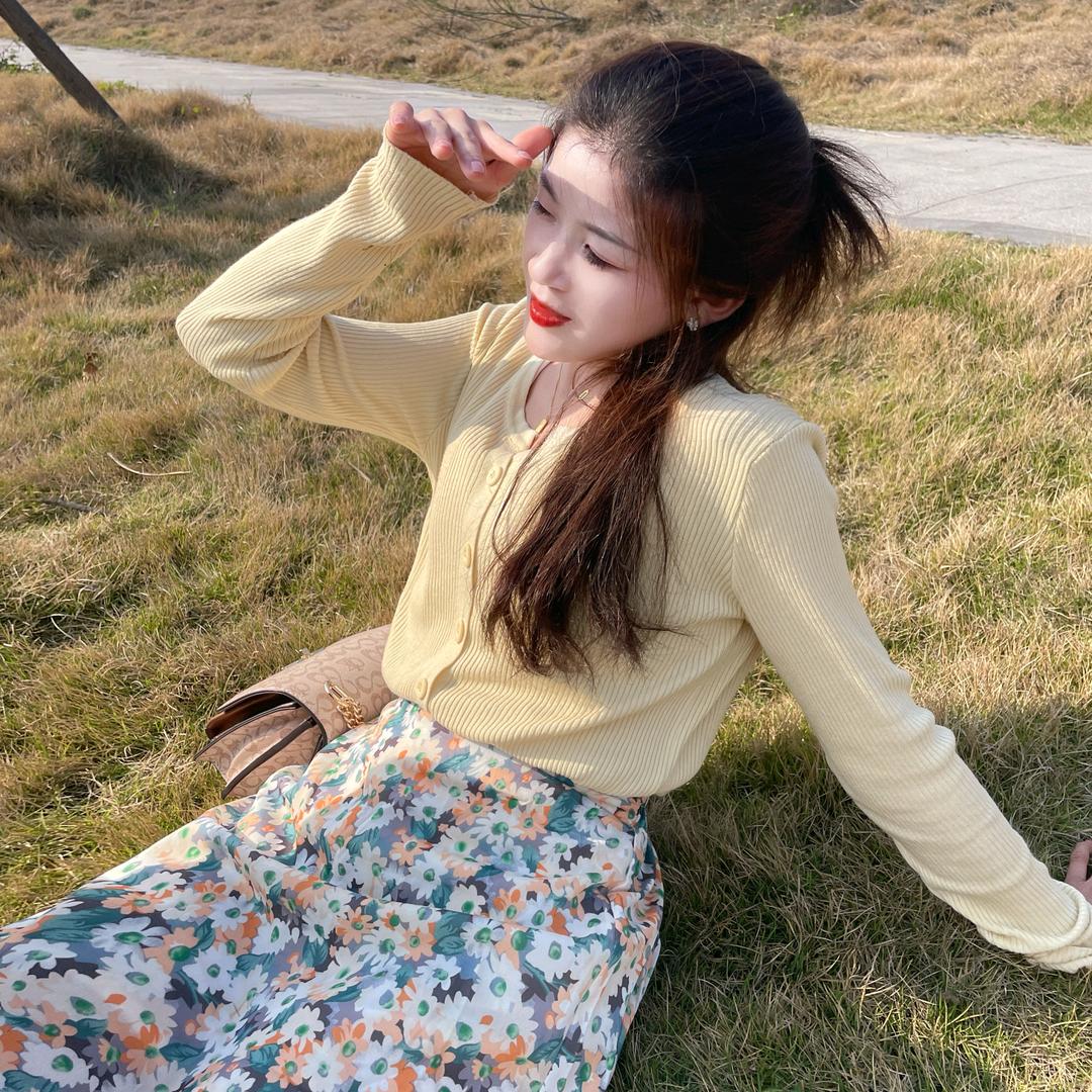 璧山轻颜美甲美睫
