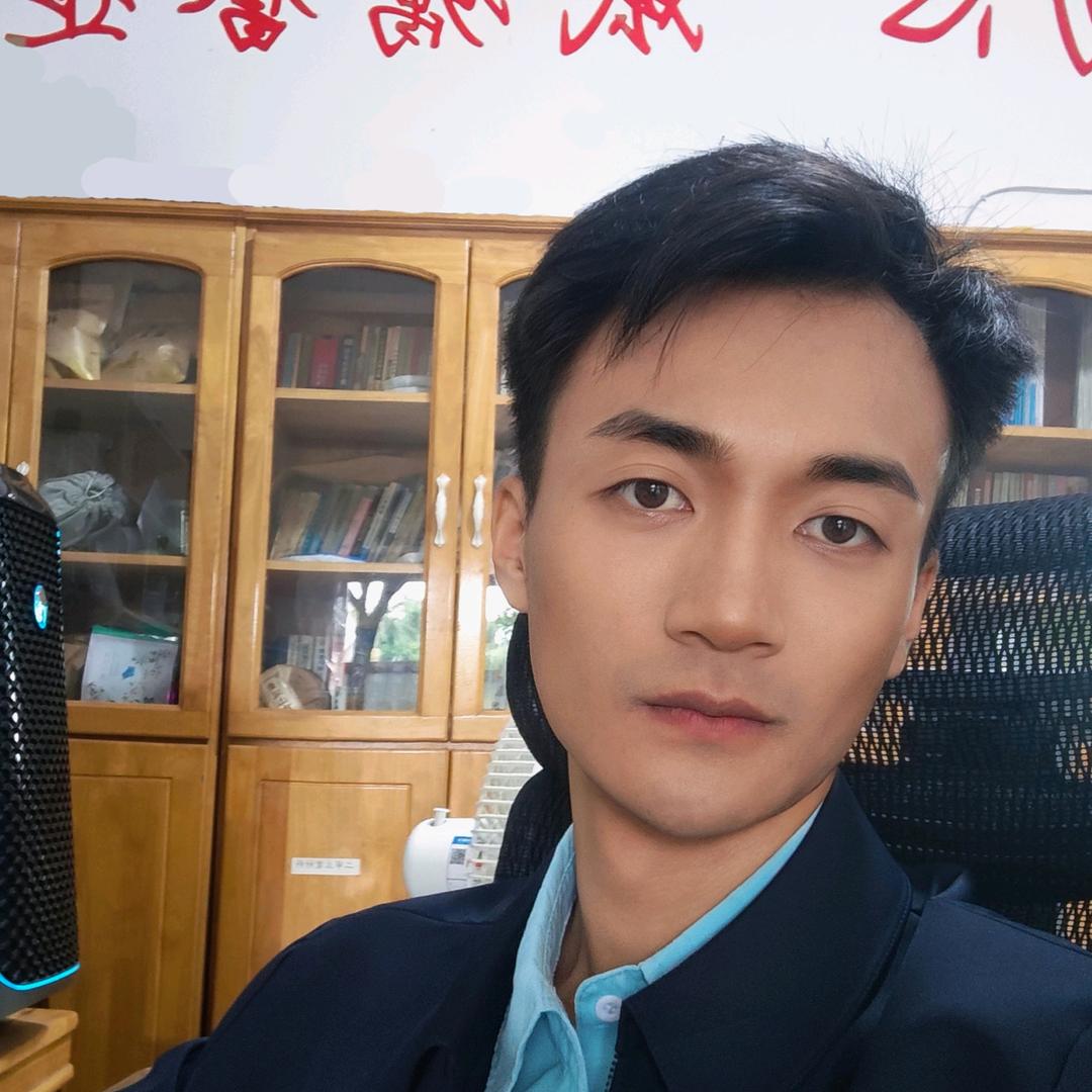 杨律超爱法