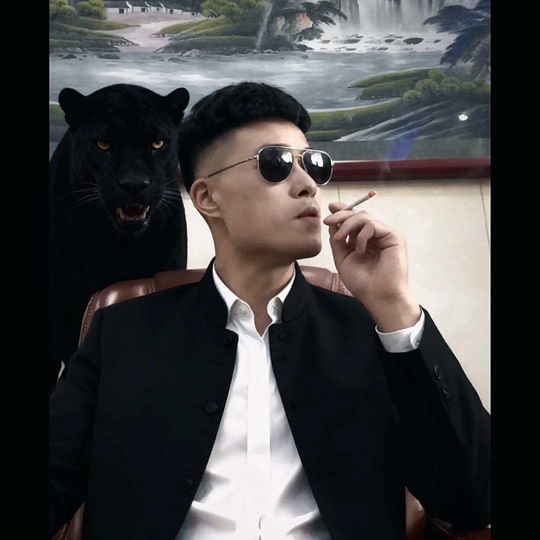🫡 熱愛 🇨🇳