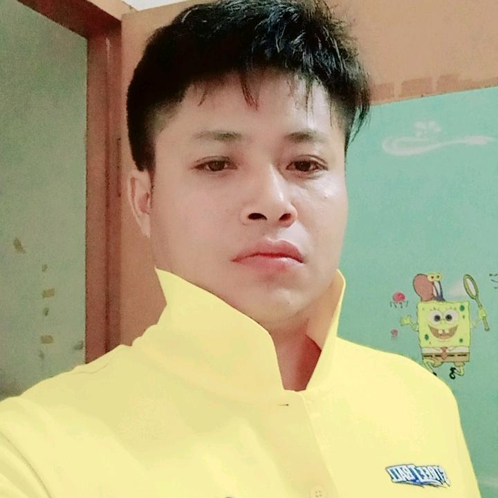 《男人谁心痛》