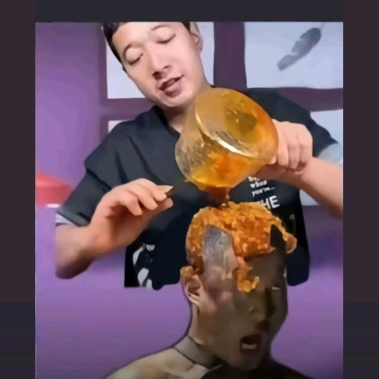 孤独的AD钙头像