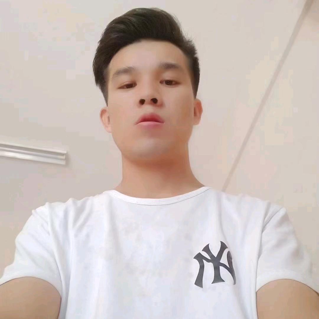 小凌爱吃土豆