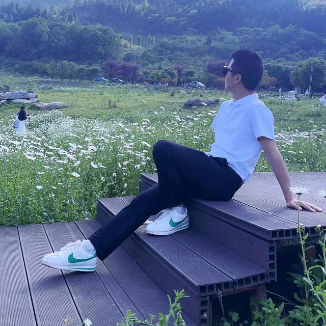 华蓥市坦坦门窗店