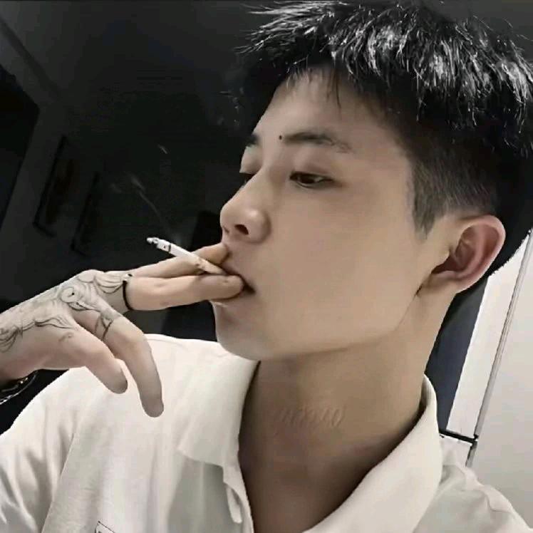 君时（萤火突击）