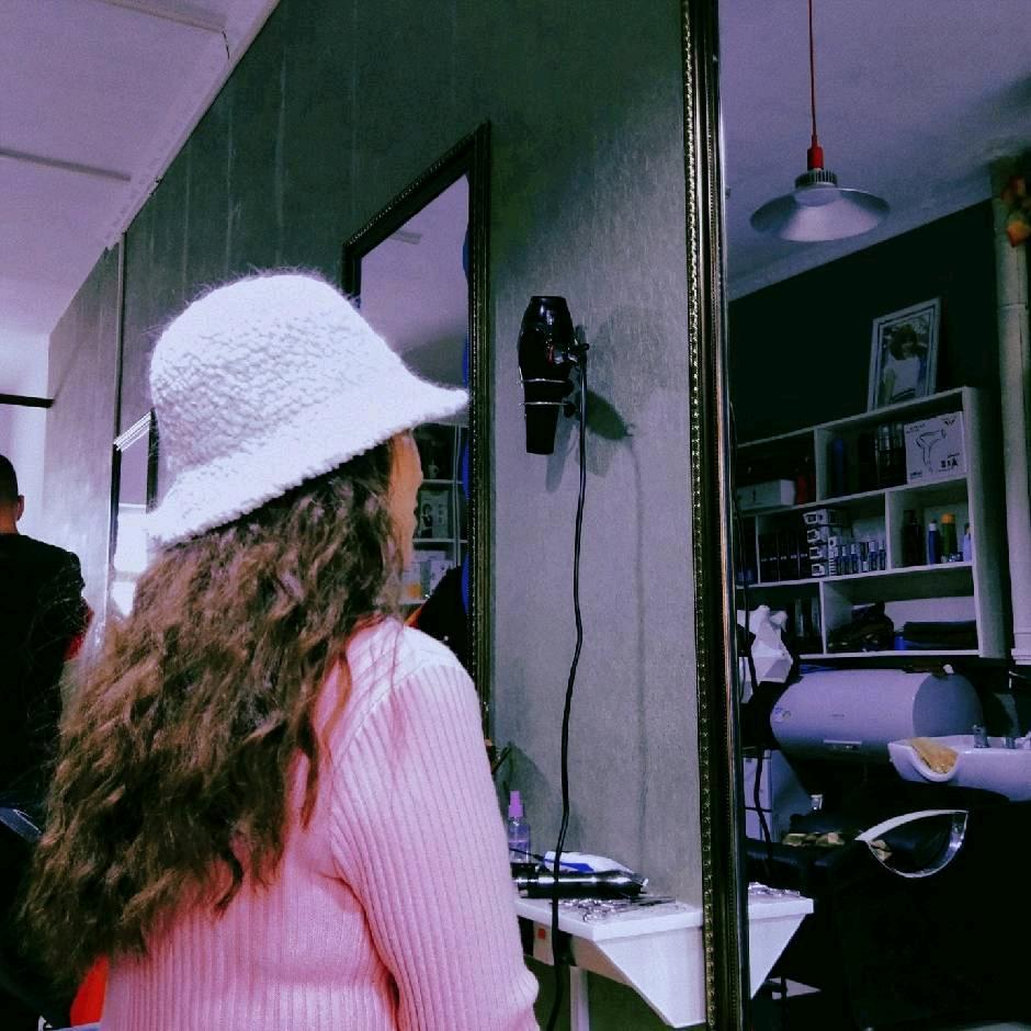 小营盘烫染英子