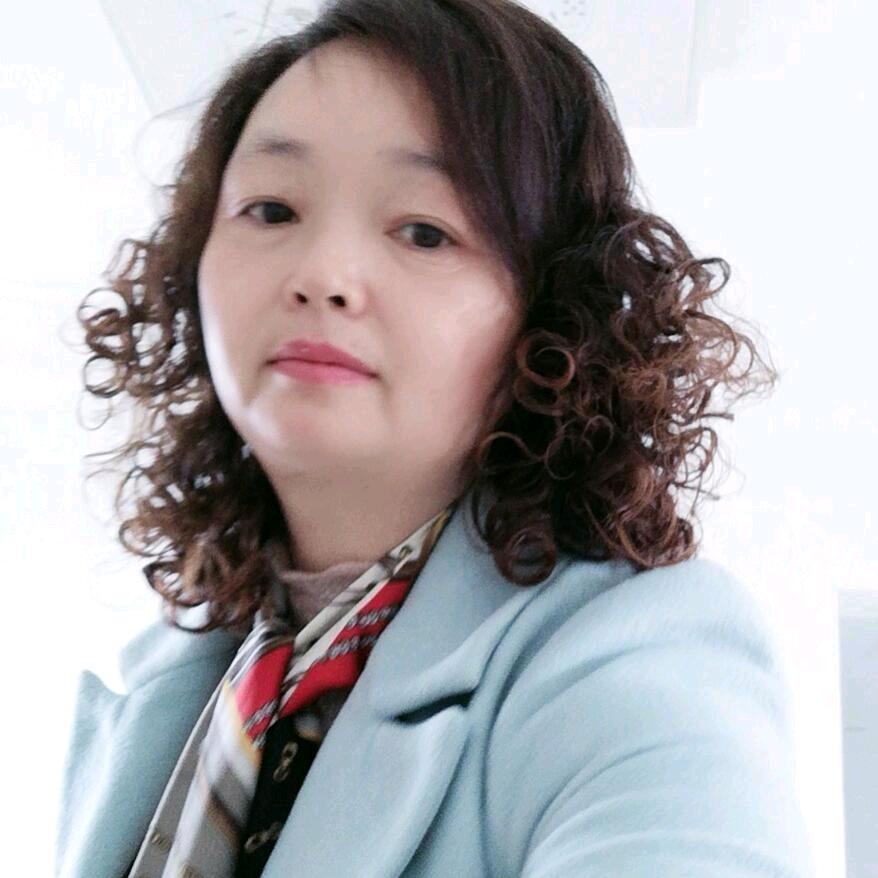 黄三姐：大角鹿瓷砖批发