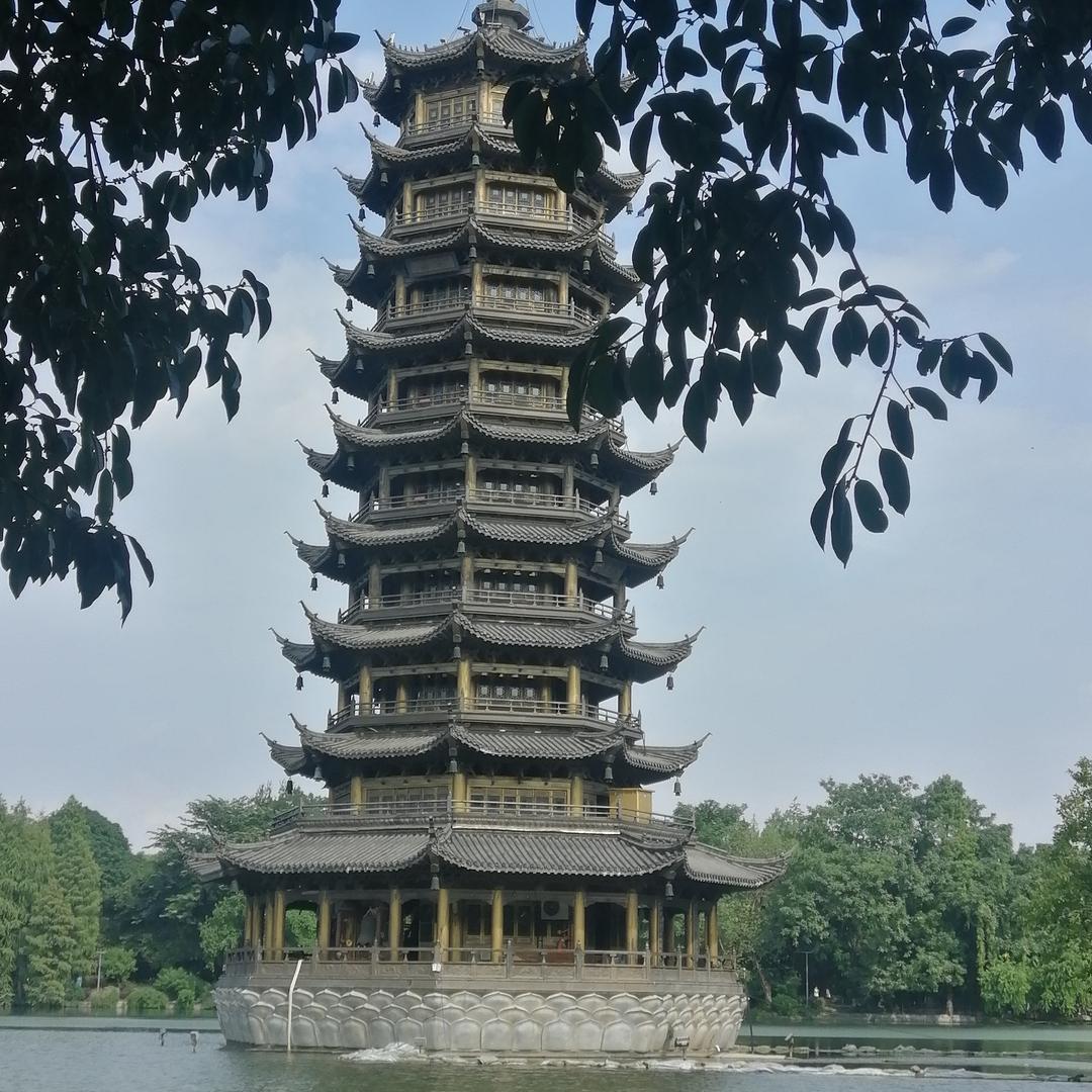 东方之仔