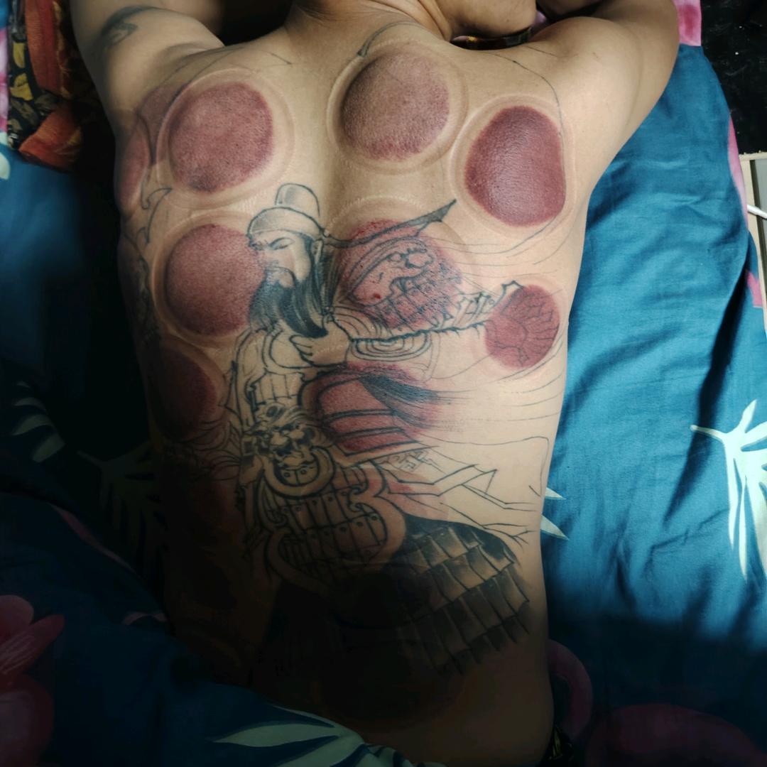 赢，      大飞炸货。