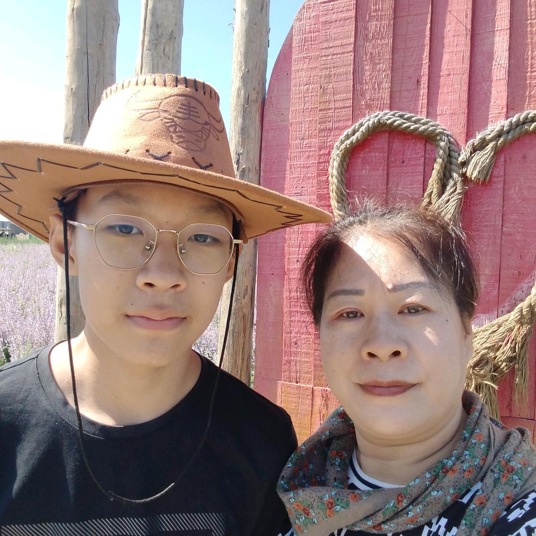 博乐万和厨电郭萍