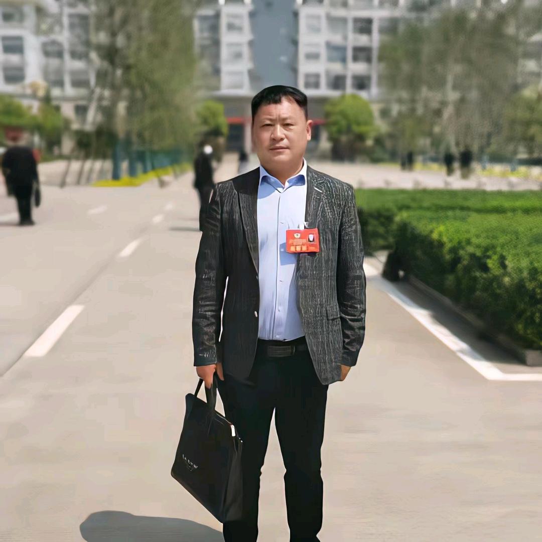 酒之源酒业白光明
