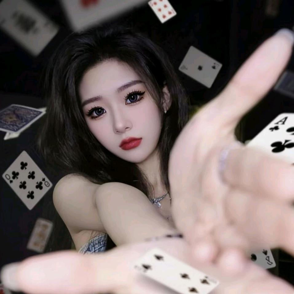 -    许七七🍒 .