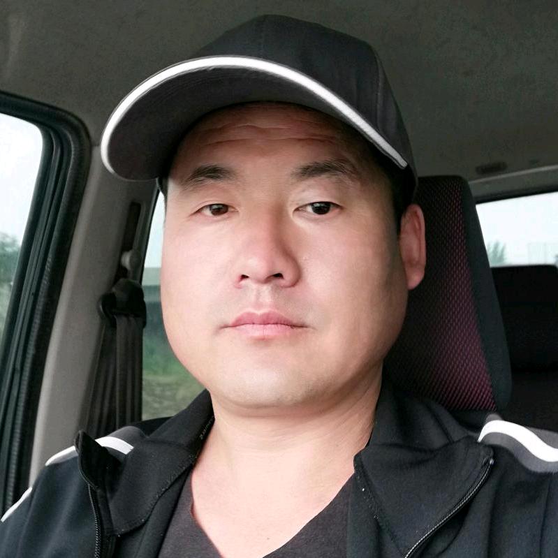 鑫川钢结构，主营岩棉，聚苯复合板，C型钢