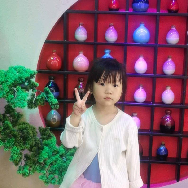 王丽，明宇重工