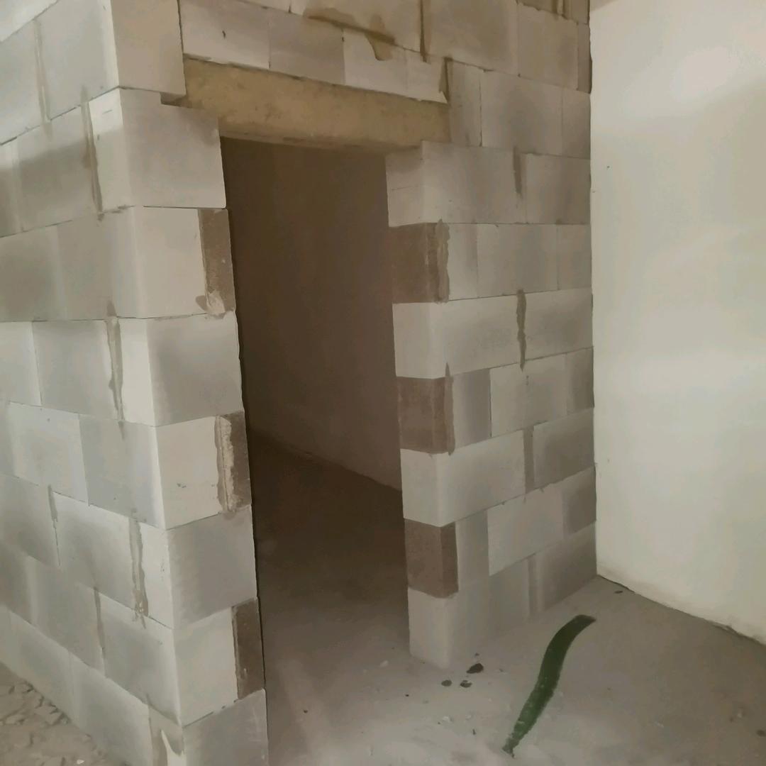 只做轻质砖隔墙