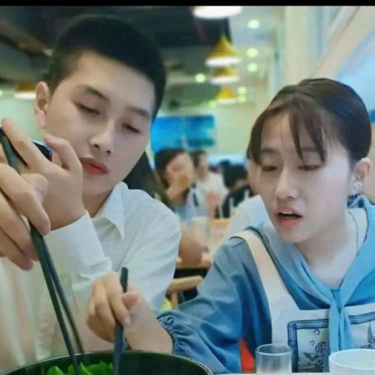 郭氏米线……聊家常