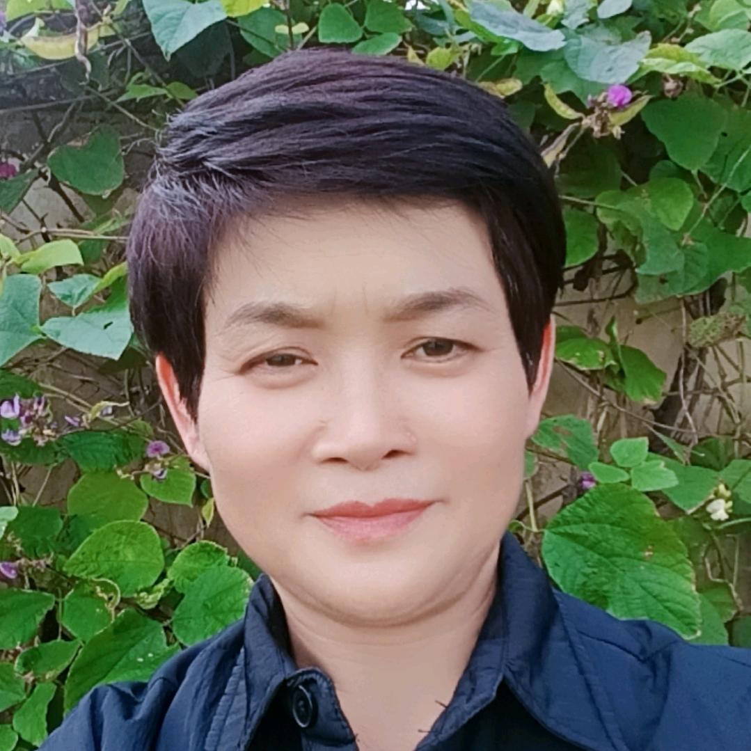 我是江苏省宿迁市人，单身来抖音创业：成姐