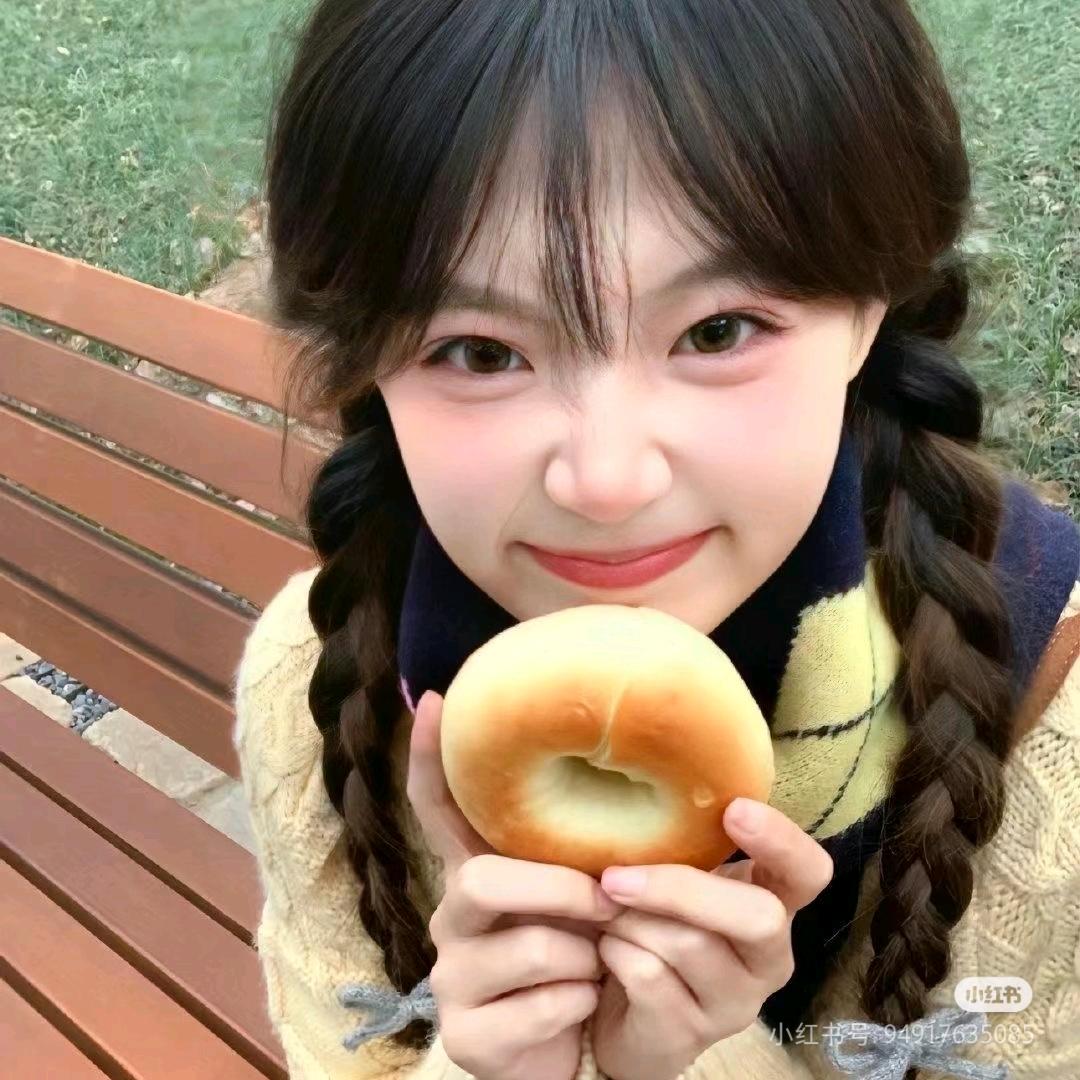 刚刚吃了美羊羊