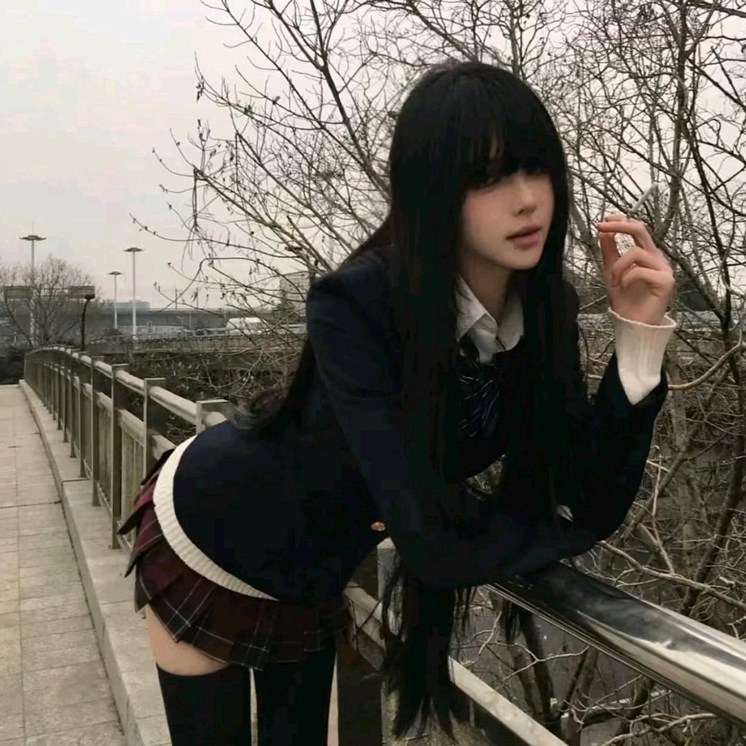 7Y