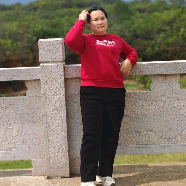 韦连连