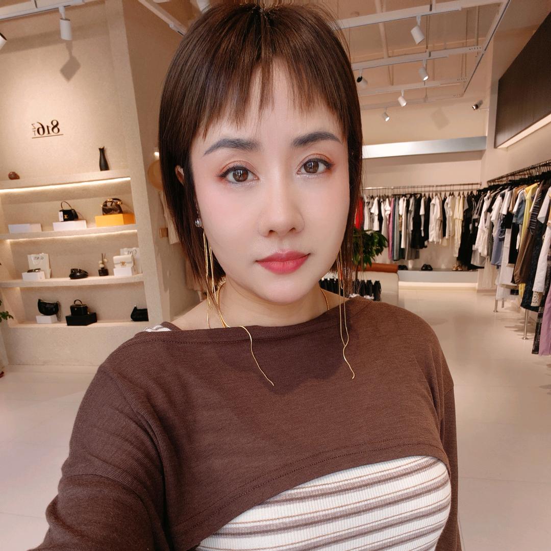 莫离