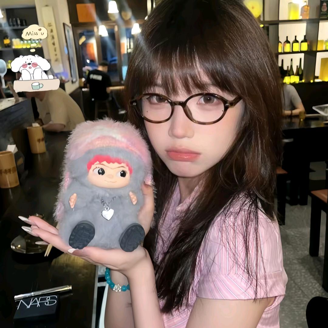 小张不慌张ᵃ.