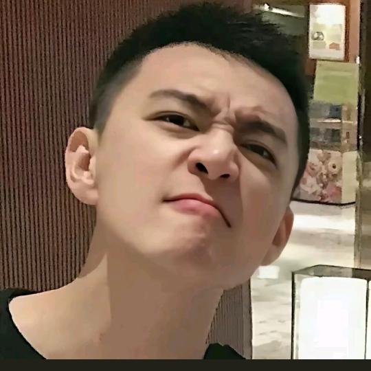 不会唱歌的熊先生🐻