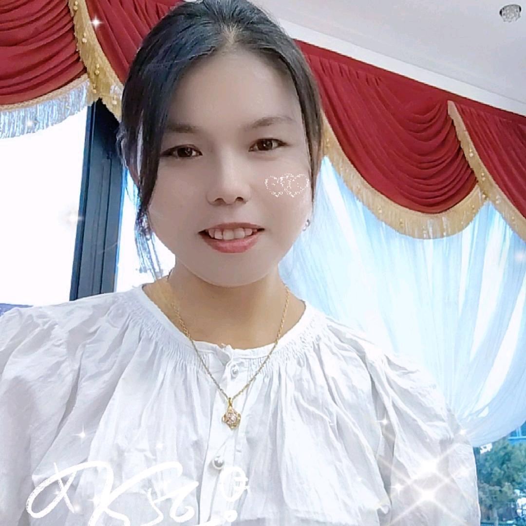 乌勒盼   -   摄影师拍婚纱照