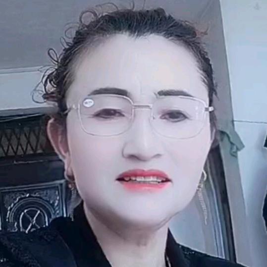 胡姐（晚上8：40开播）