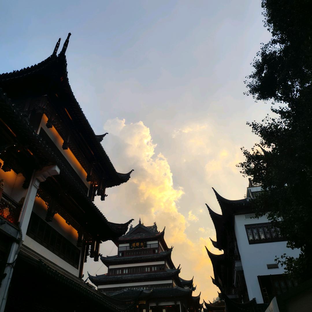 何巫昂黄