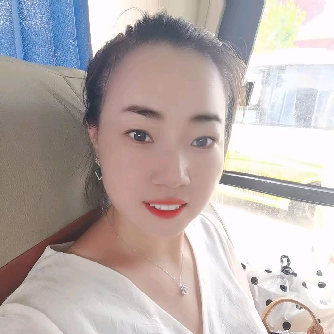 杨佩佩  💕