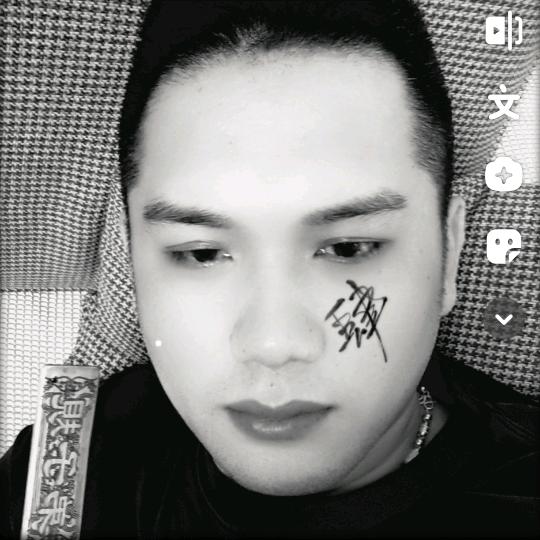 晗晗羽羽