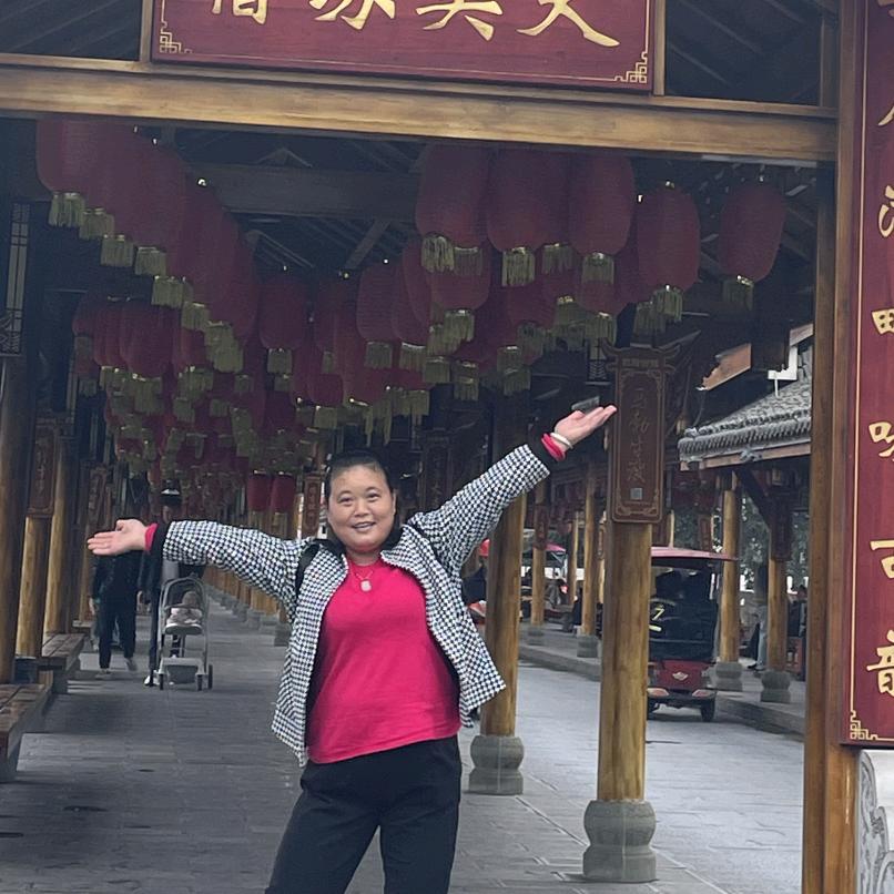 开心^O^女人