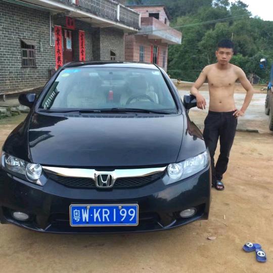 拔尖者，名声远播。