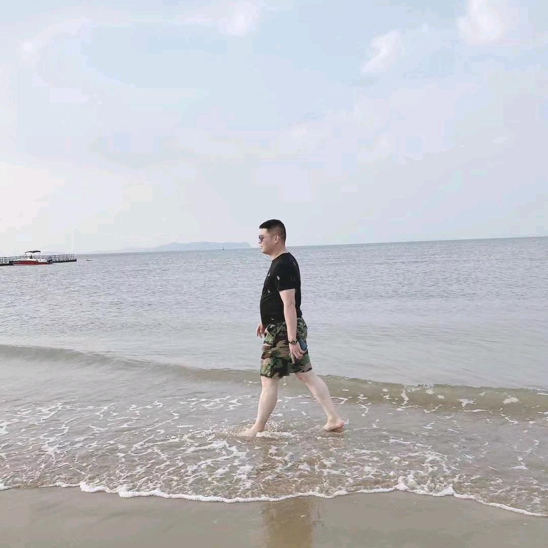 杨艺