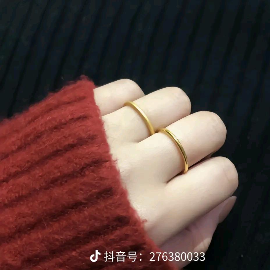 秀秀。