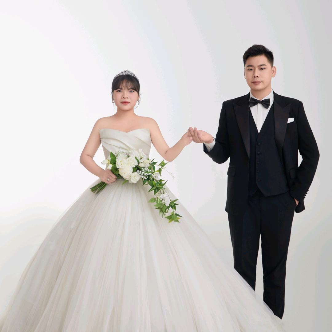 冷冰冰( ˃̶̤́ ꒳ ˂̶̤̀ )