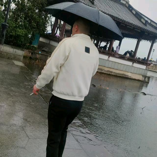 青春荒唐我不负你