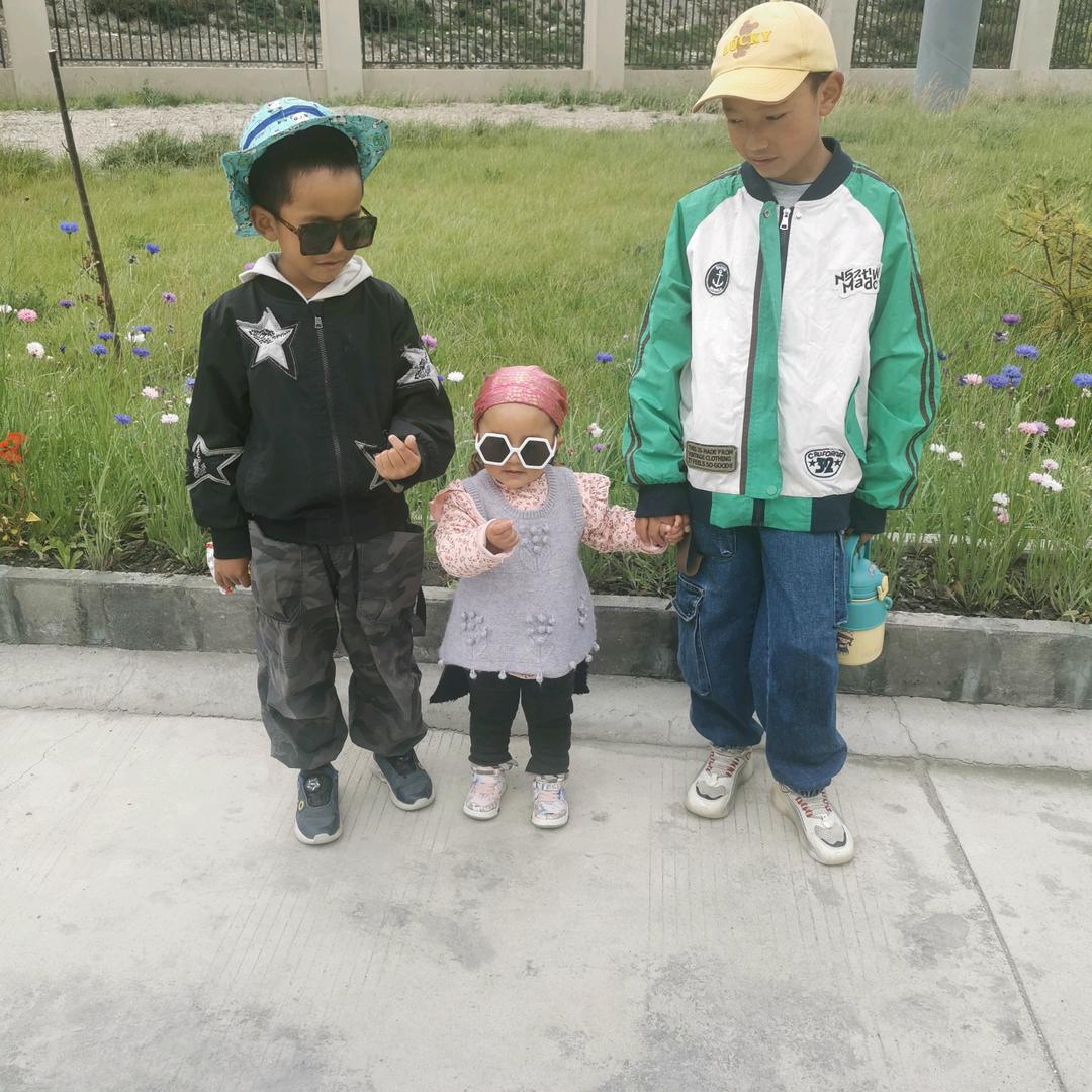 曲尼