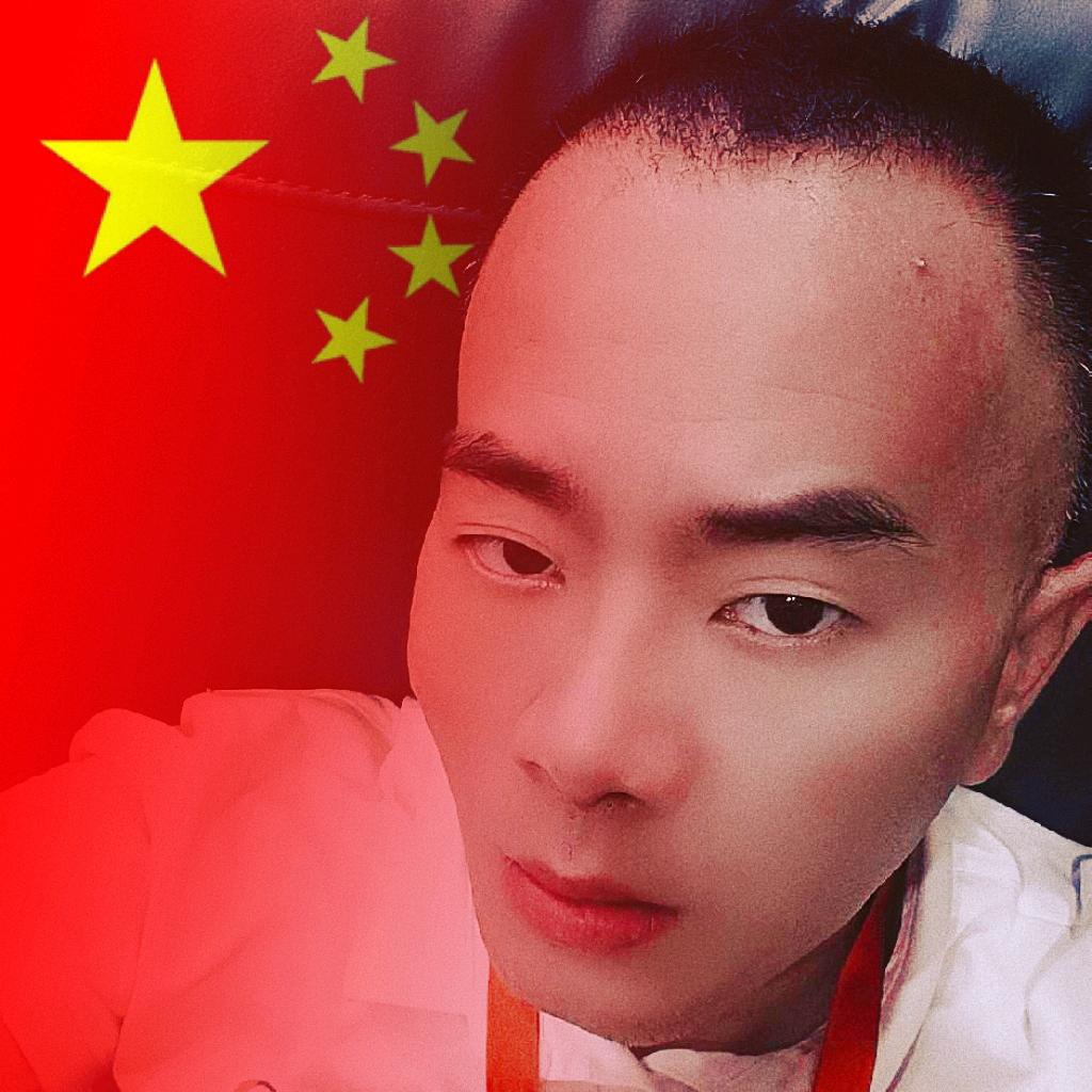 我是设计师-子余