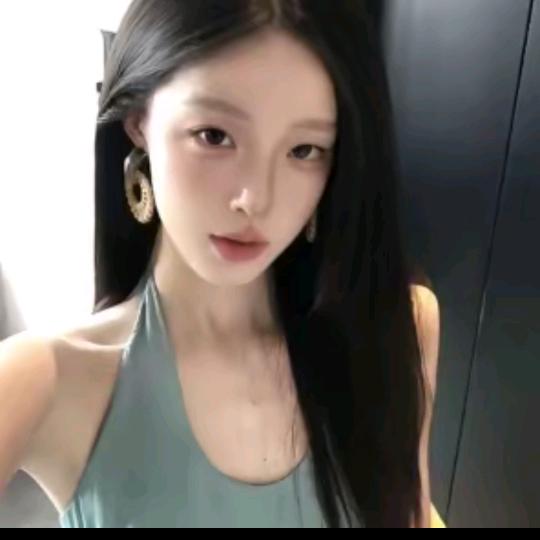 小h。。。