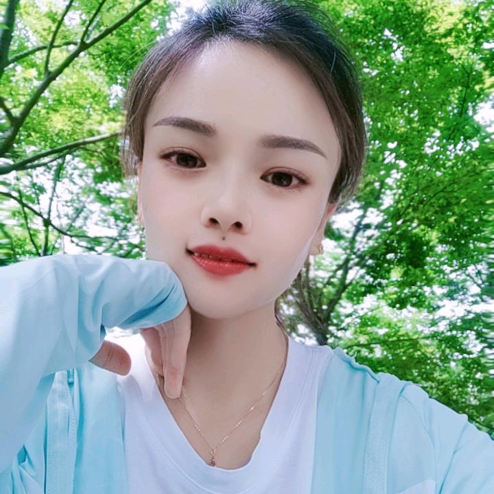 琴妮