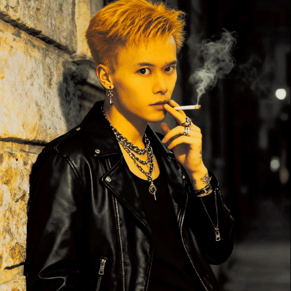 →_→天生傲骨→_→怎能屈服←_←