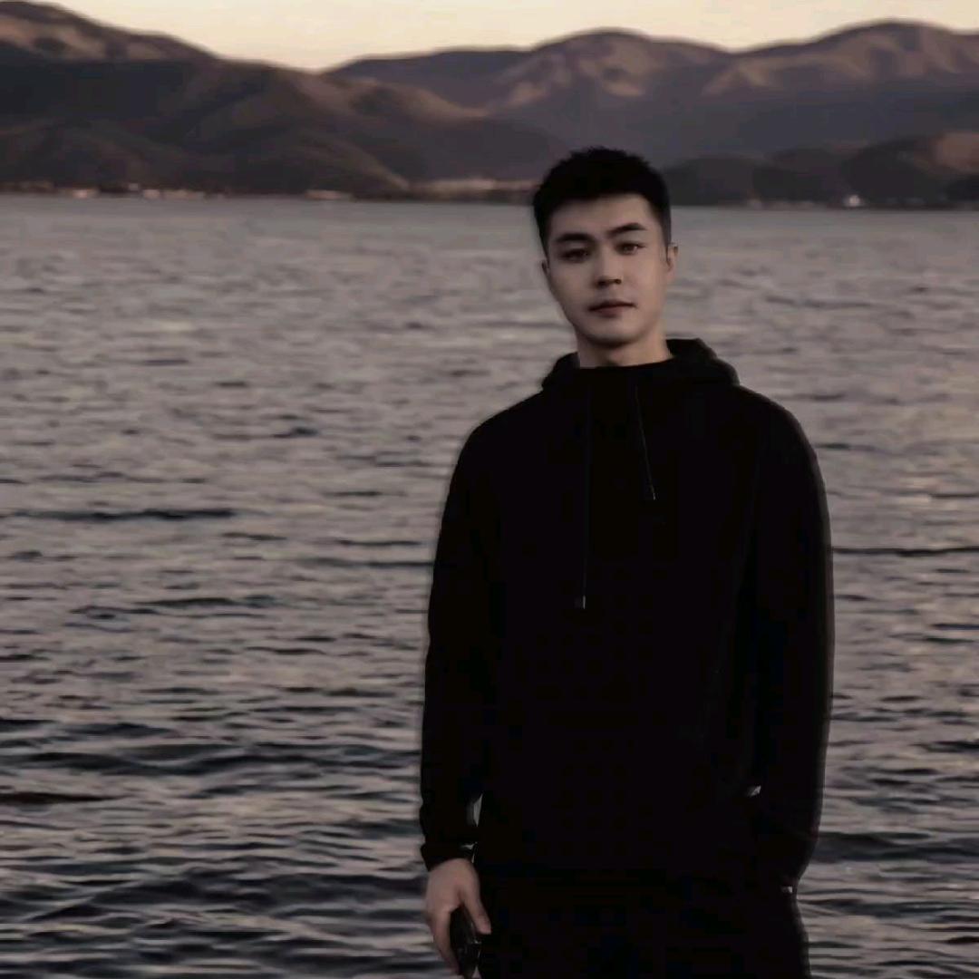 -  凌云
