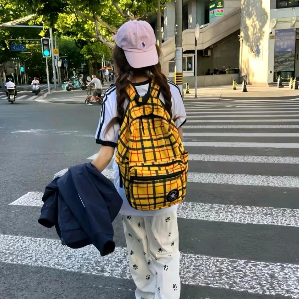 是筱筱呀⦁֊⦁ᐝ