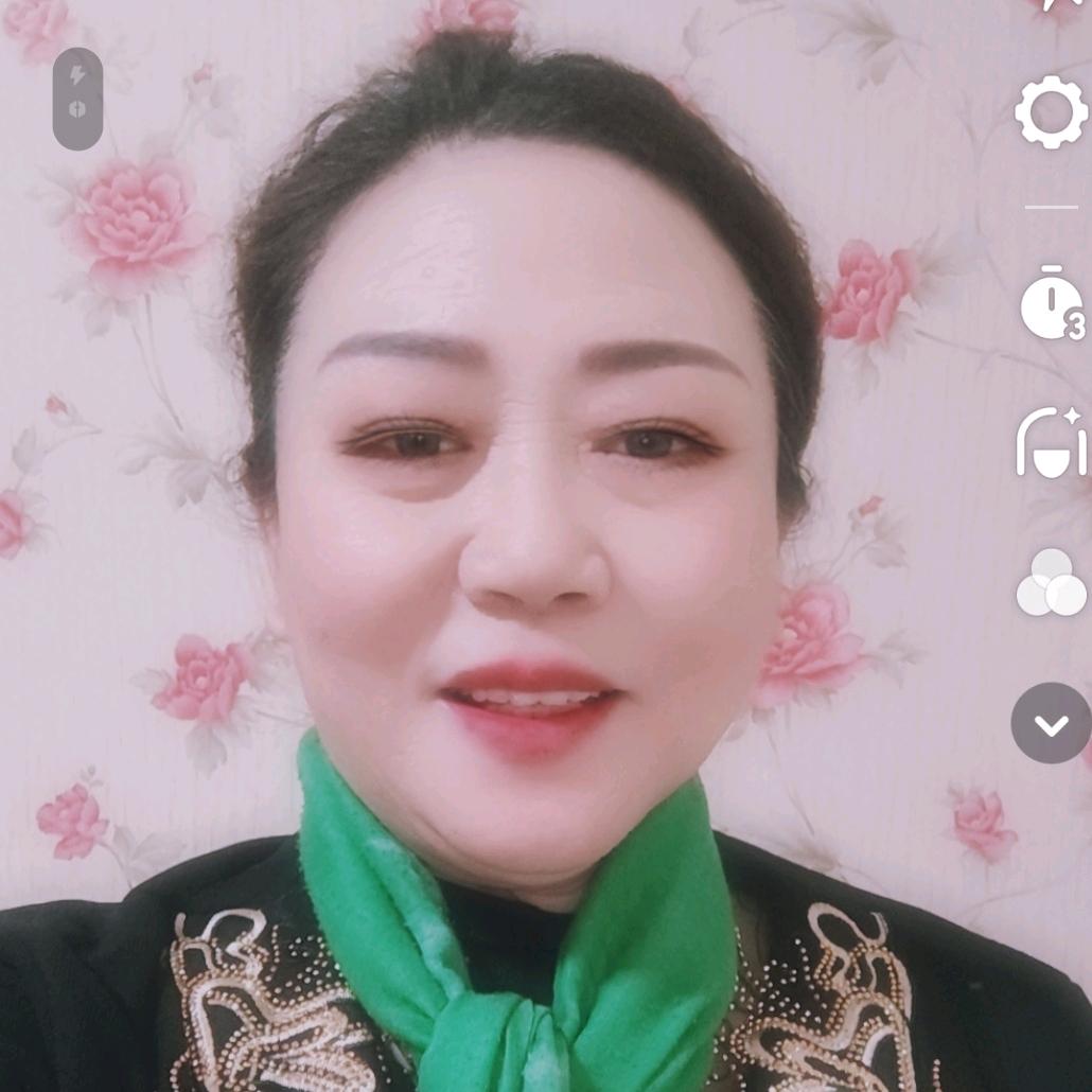 英子姐🎤早上9点20((橱窗购好物)