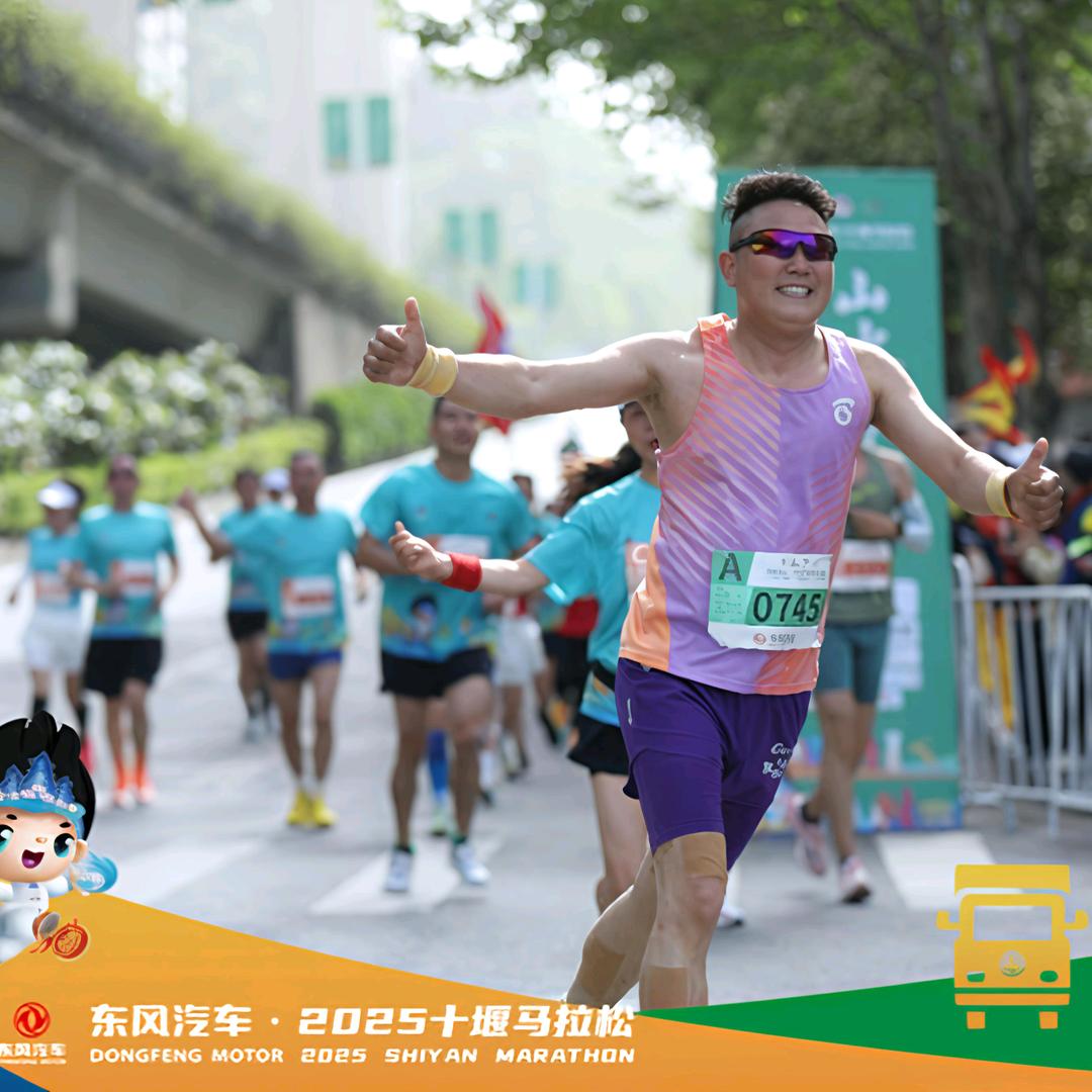 众辉装饰:王建伟